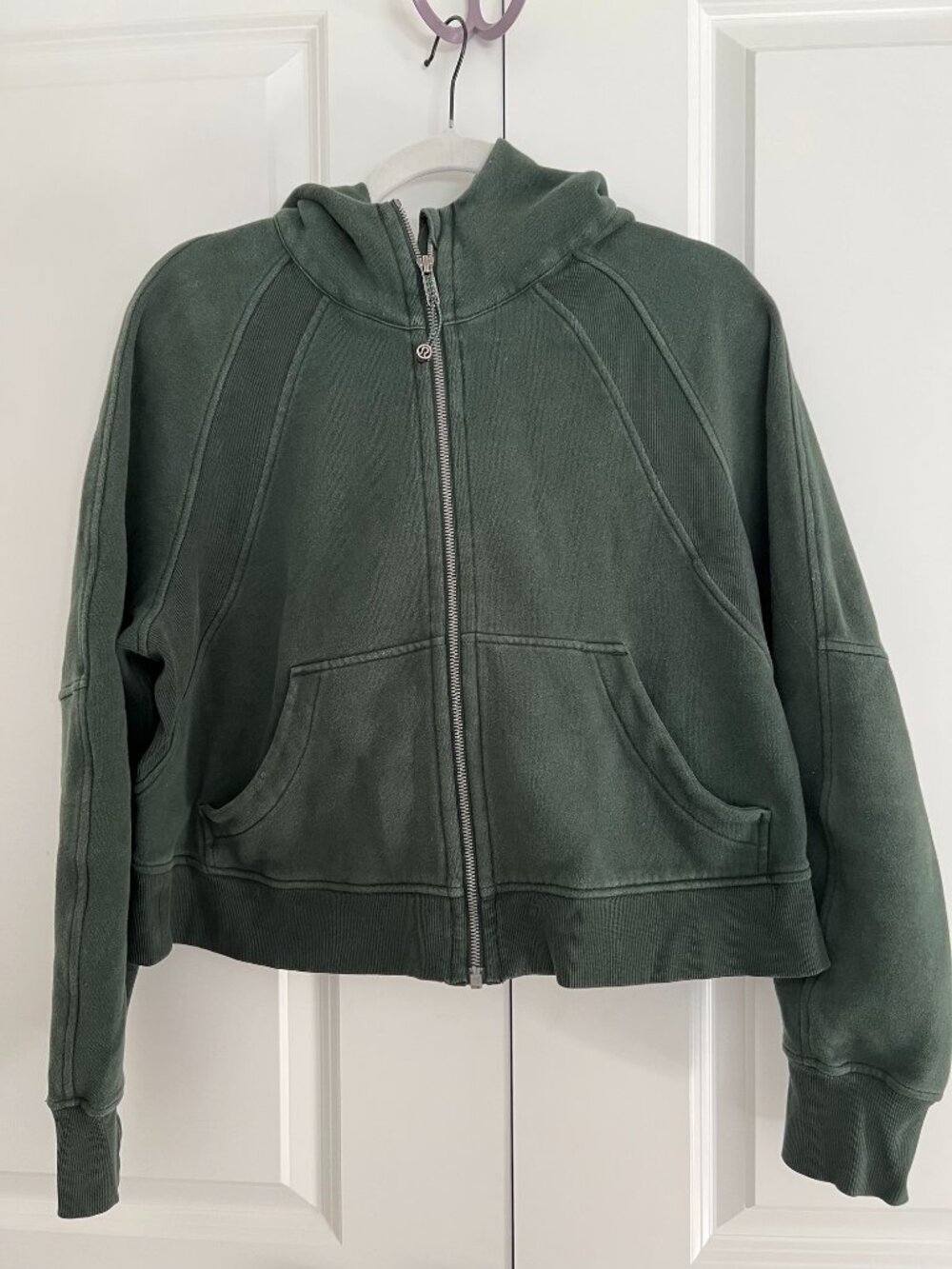 Lululemon full zip crop scuba (Size M/L)